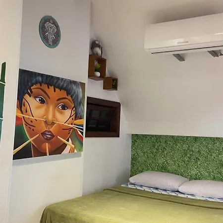 Cancoq Guest House - 20 Metros Da Praia Balneario Camboriu Exterior photo